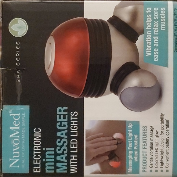 Electronic mini Massager with LED lights - Picture 3 of 3
